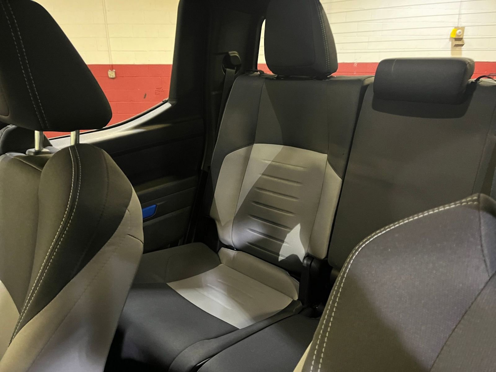 Used 2025 Toyota Tacoma TRD Off-Road image 40