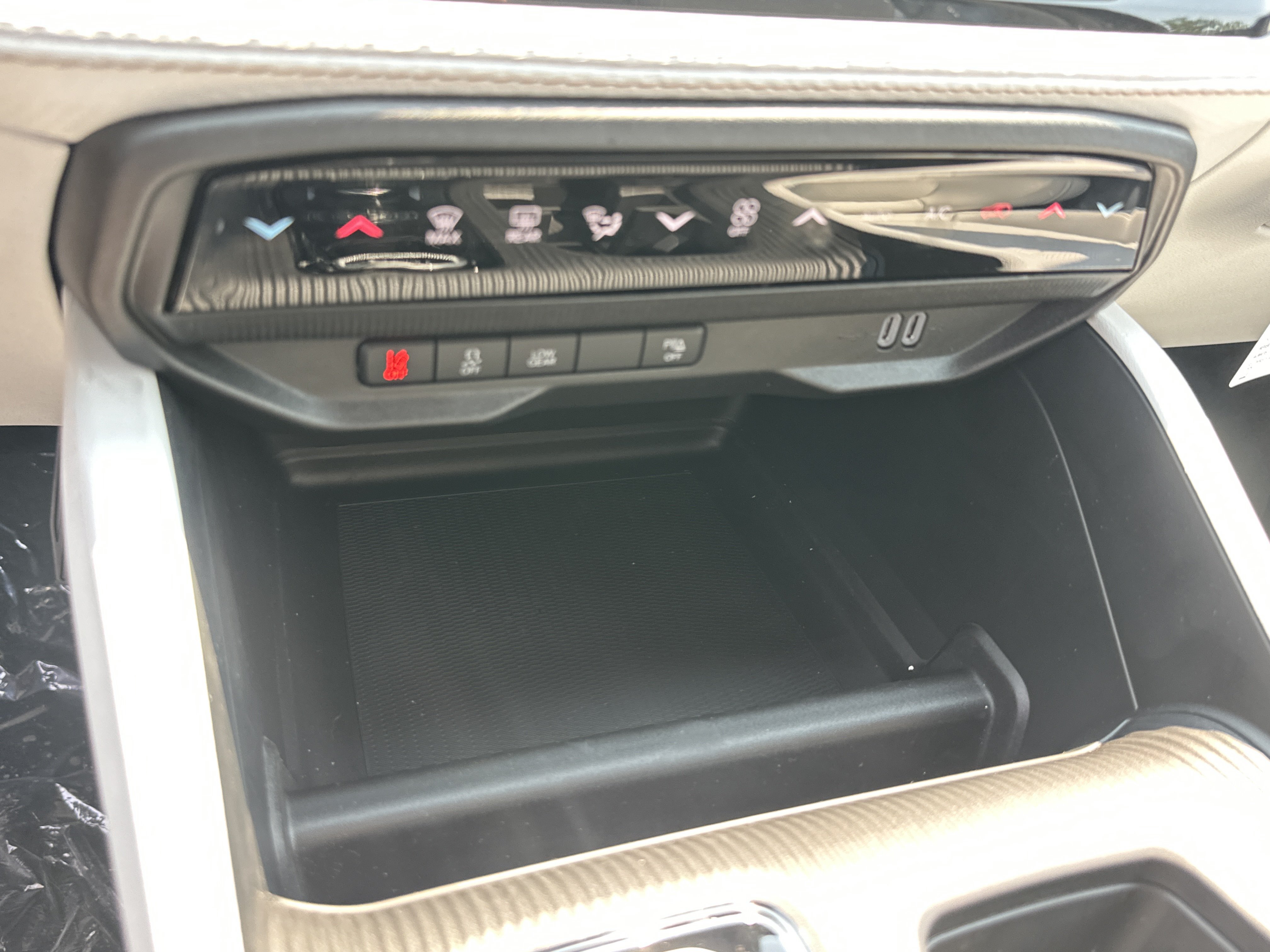 New 2026 Jeep Cherokee Limited AWD/4WD image 6