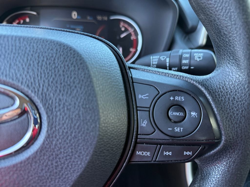 Used 2023 Toyota RAV4 XLE image 20