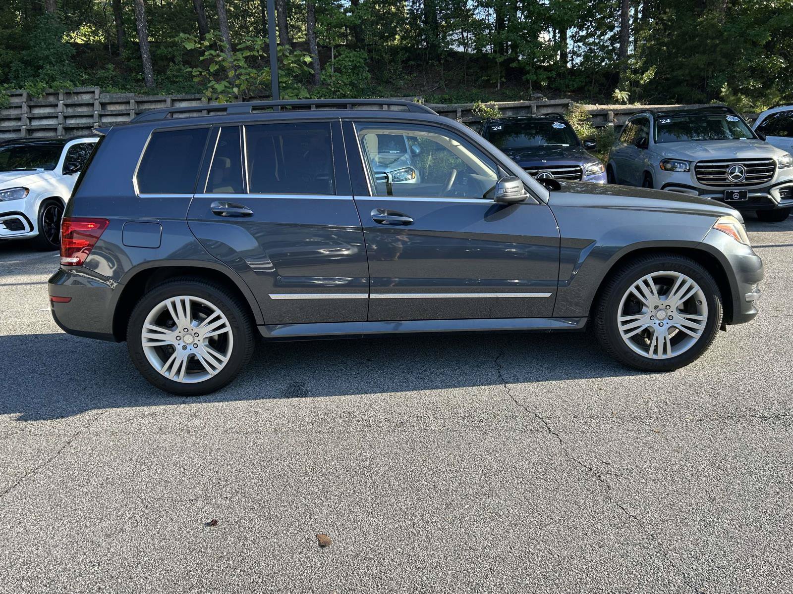 Used 2014 Mercedes-Benz GLK 250 BlueTEC 4MATIC image 5