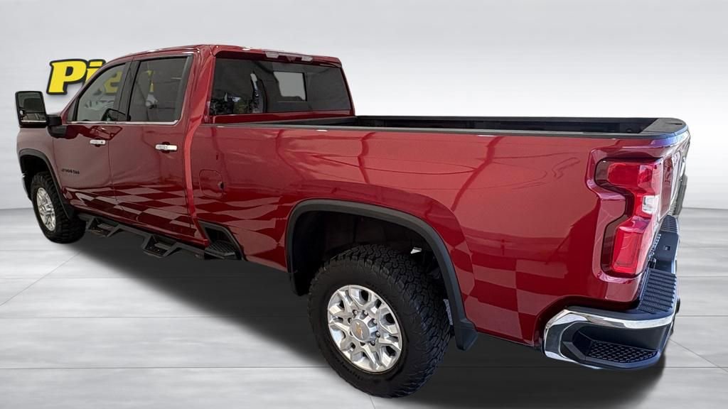 Used 2024 Chevrolet Silverado 2500 LTZ w/ LTZ Plus Package image 2