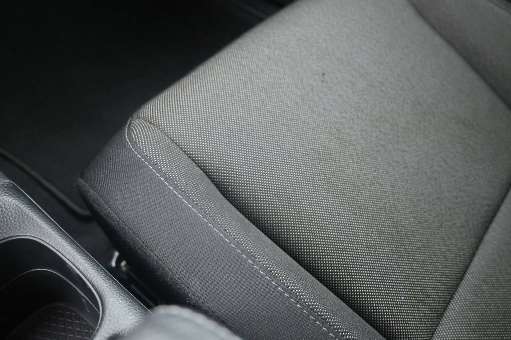 Used 2025 Honda CR-V LX image 27
