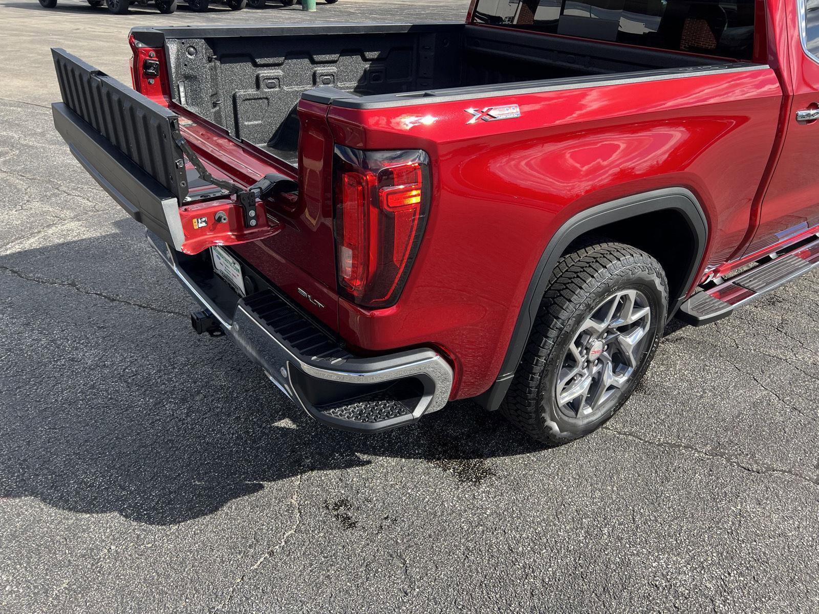 New 2026 GMC Sierra 1500 SLT w/ SLT Premium Plus Package image 49