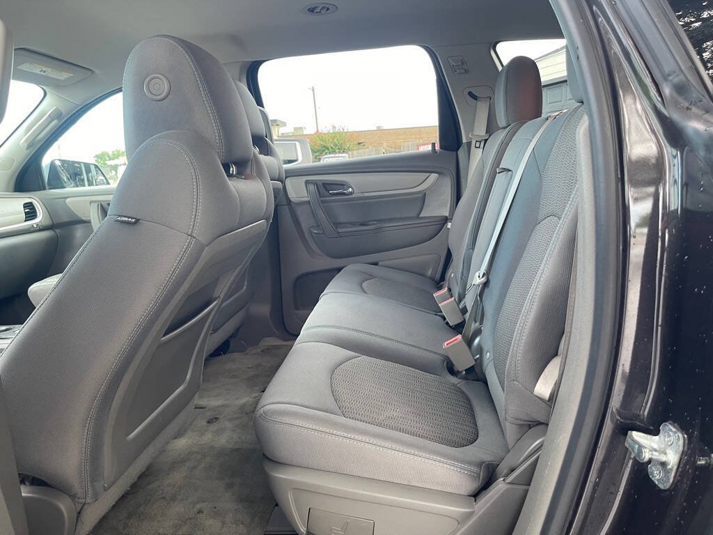Used 2017 Chevrolet Traverse LS FWD image 11