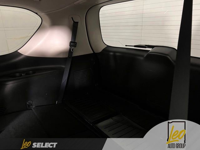 Used 2024 Nissan Armada SL w/ Captain's Chairs Package AWD/4WD image 26