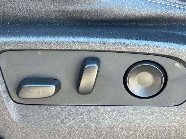 Used 2023 Chevrolet Silverado 1500 High Country image 17