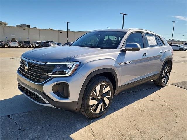 New 2025 Volkswagen Atlas Cross Sport SE image 8