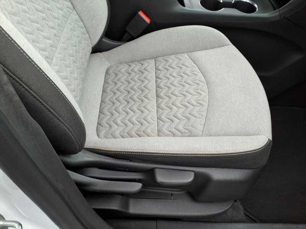 Used 2022 Chevrolet Equinox LT image 15