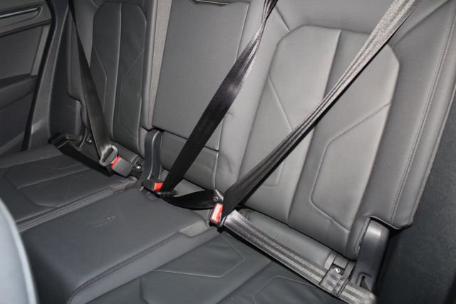 Used 2022 Audi Q3 2.0T Premium image 23