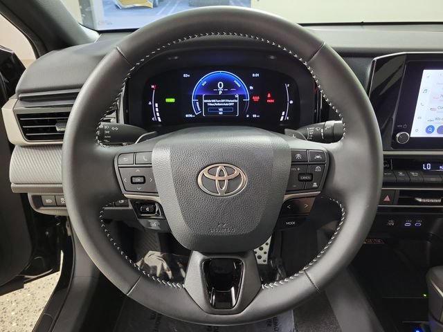 Used 2026 Toyota Camry Hybrid FWD image 26