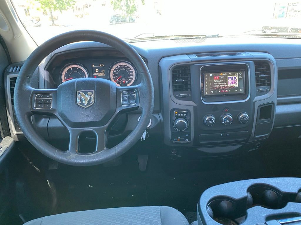 Used 2018 RAM 1500 Express AWD/4WD image 12
