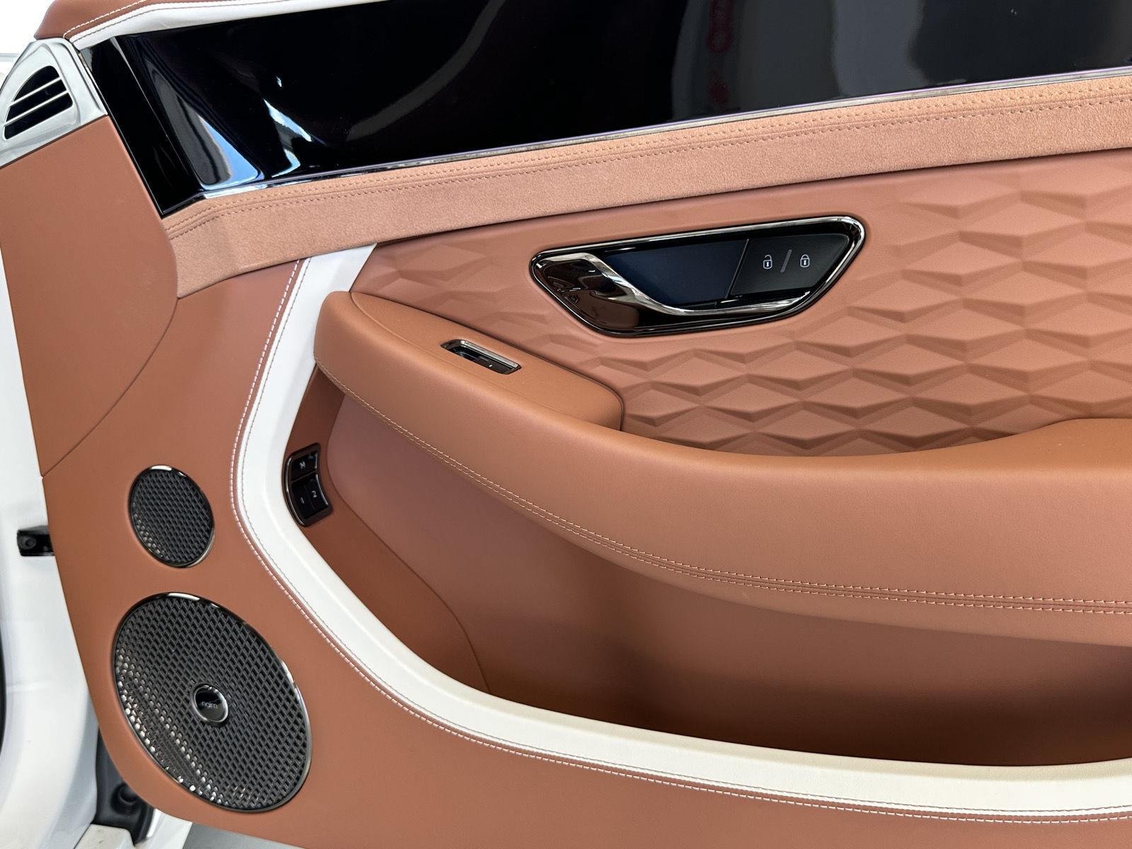New 2025 Bentley Continental GT Speed AWD/4WD image 17