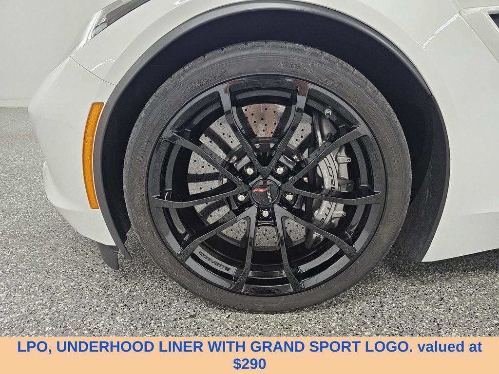 Used 2017 Chevrolet Corvette Grand Sport w/ Z07 Performance Package RWD image 10