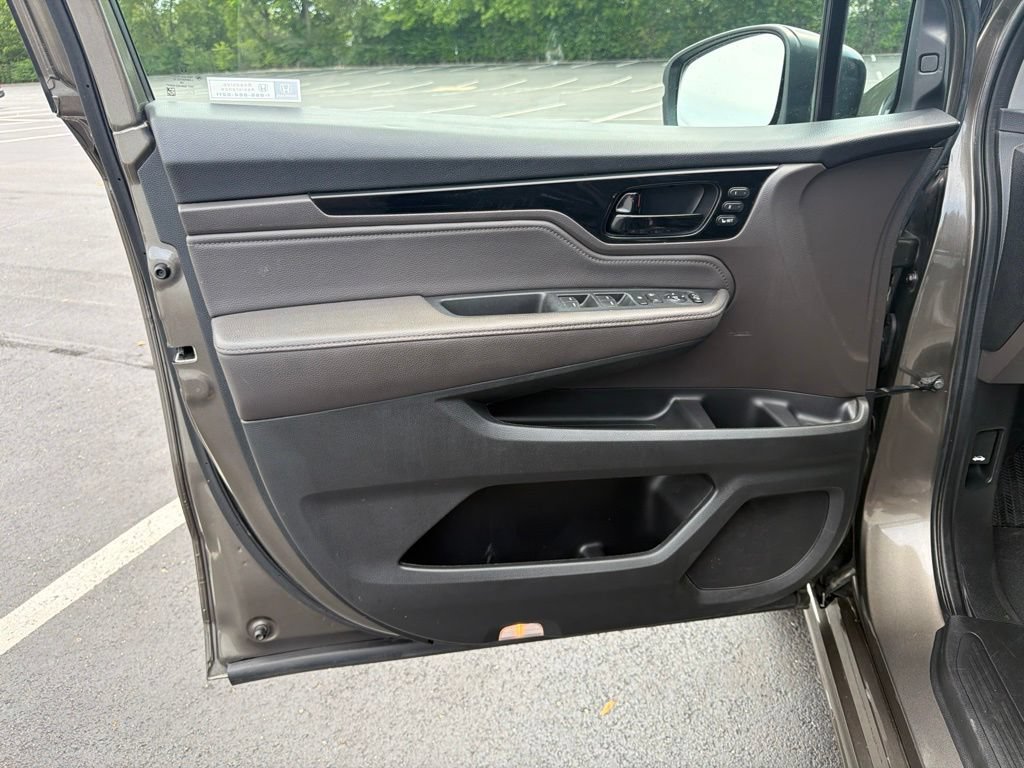 Certified 2022 Honda Odyssey Touring image 18