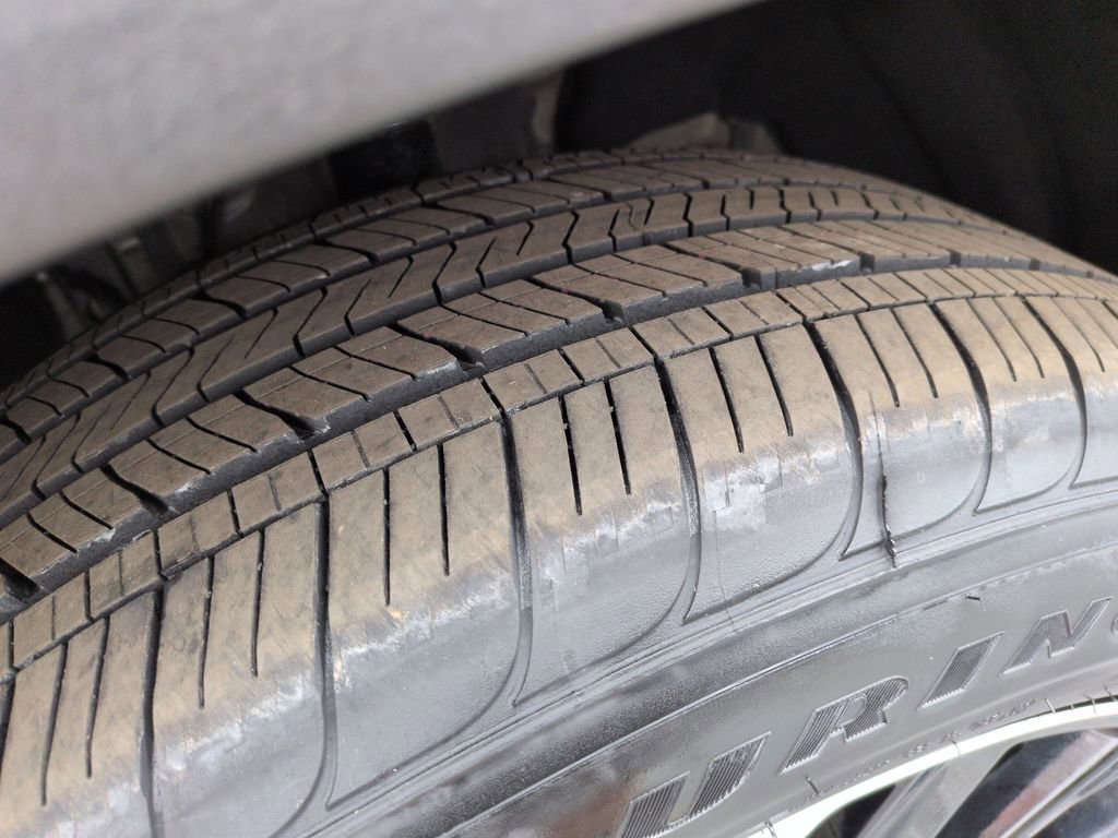 Used 2022 Toyota Highlander XSE image 28