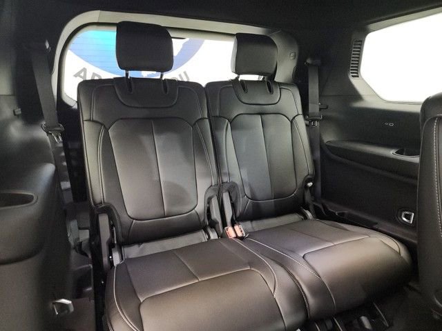 New 2025 Jeep Grand Cherokee L Limited w/ Trailer Tow Package image 36