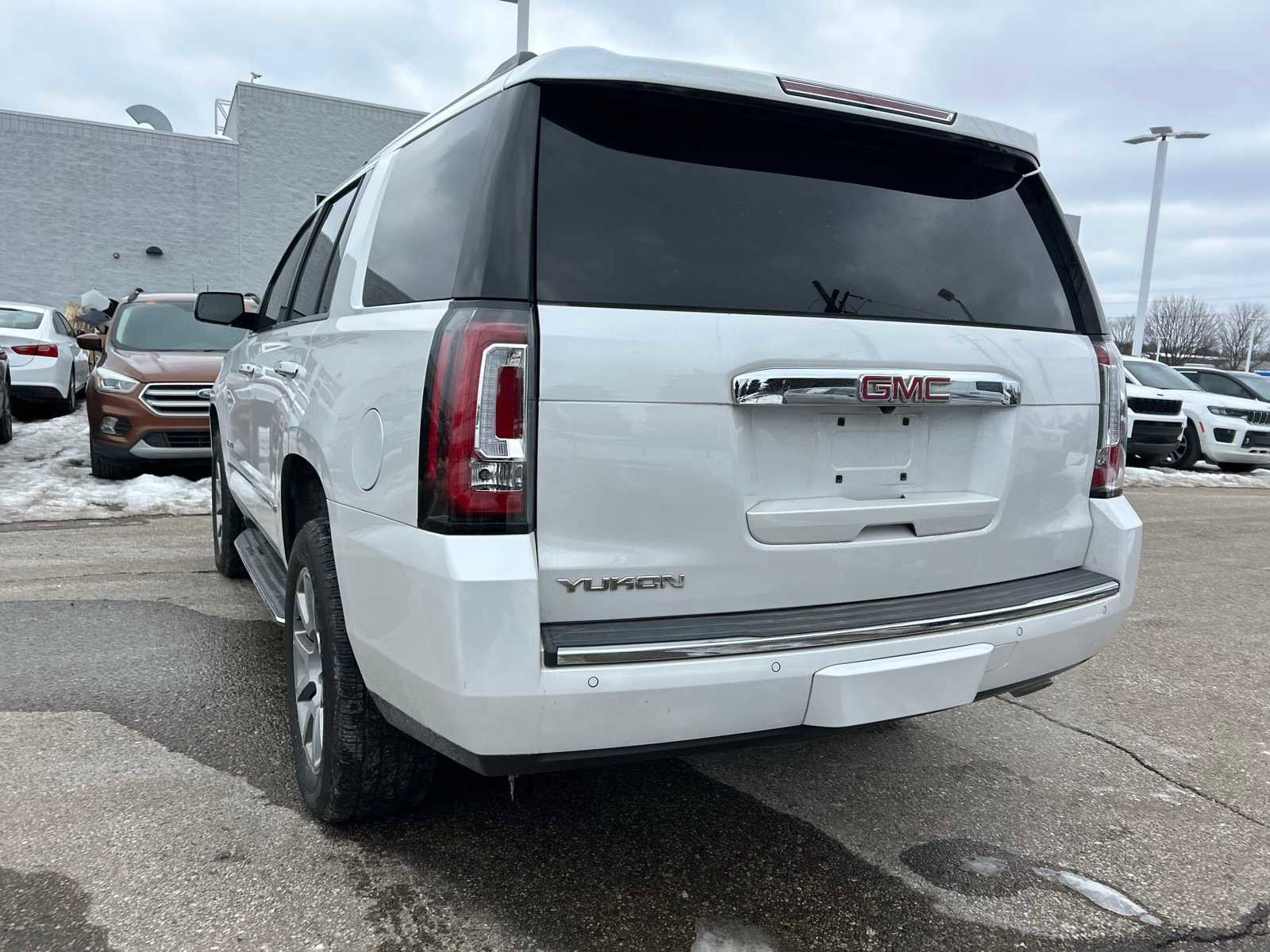 Used 2017 GMC Yukon Denali w/ Open Road Package image 29