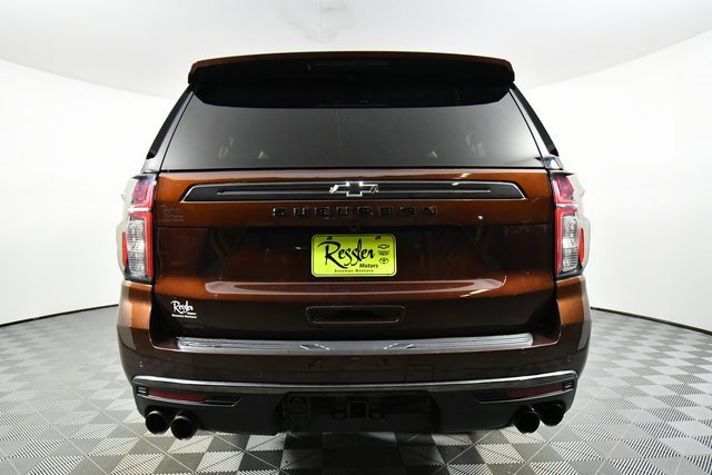 Used 2022 Chevrolet Suburban Z71 w/ Z71 Off-Road Package image 12