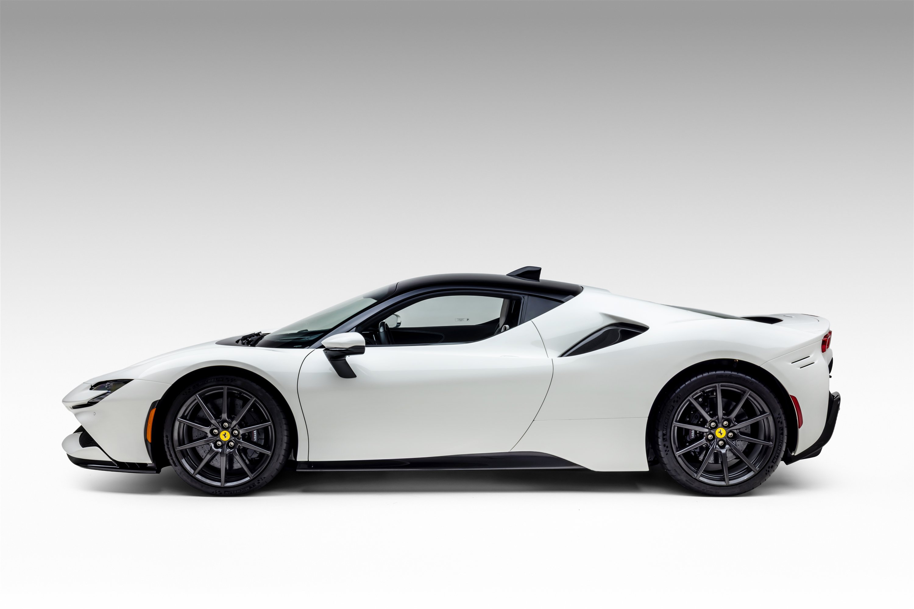 Certified 2023 Ferrari SF90 Stradale AWD/4WD image 17