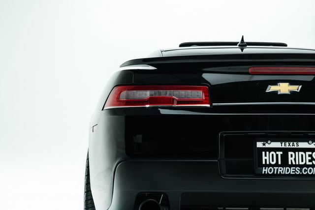 Used 2015 Chevrolet Camaro SS w/ RS Package image 16