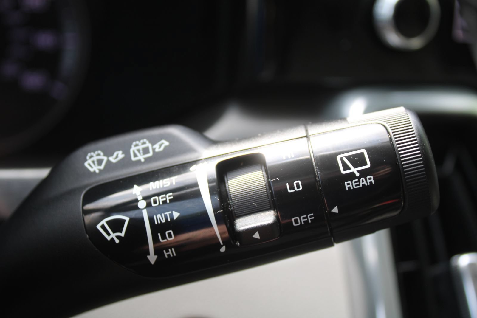 Certified 2022 Kia Sorento SX FWD image 33