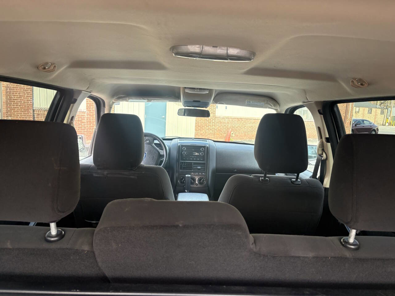 Used 2010 Ford Explorer XLT image 19