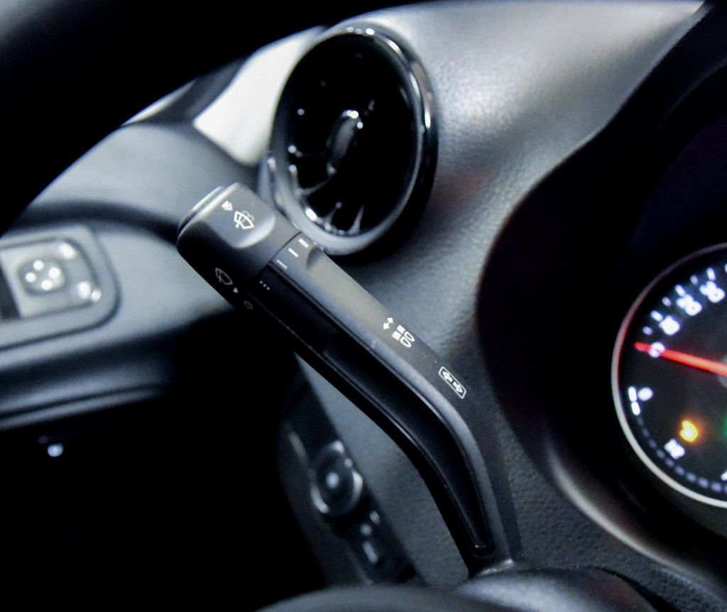 Used 2024 Mercedes-Benz Sprinter 2500 image 22