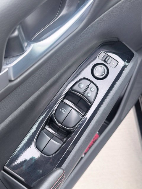 Used 2025 Nissan Altima 2.5 SR FWD image 21