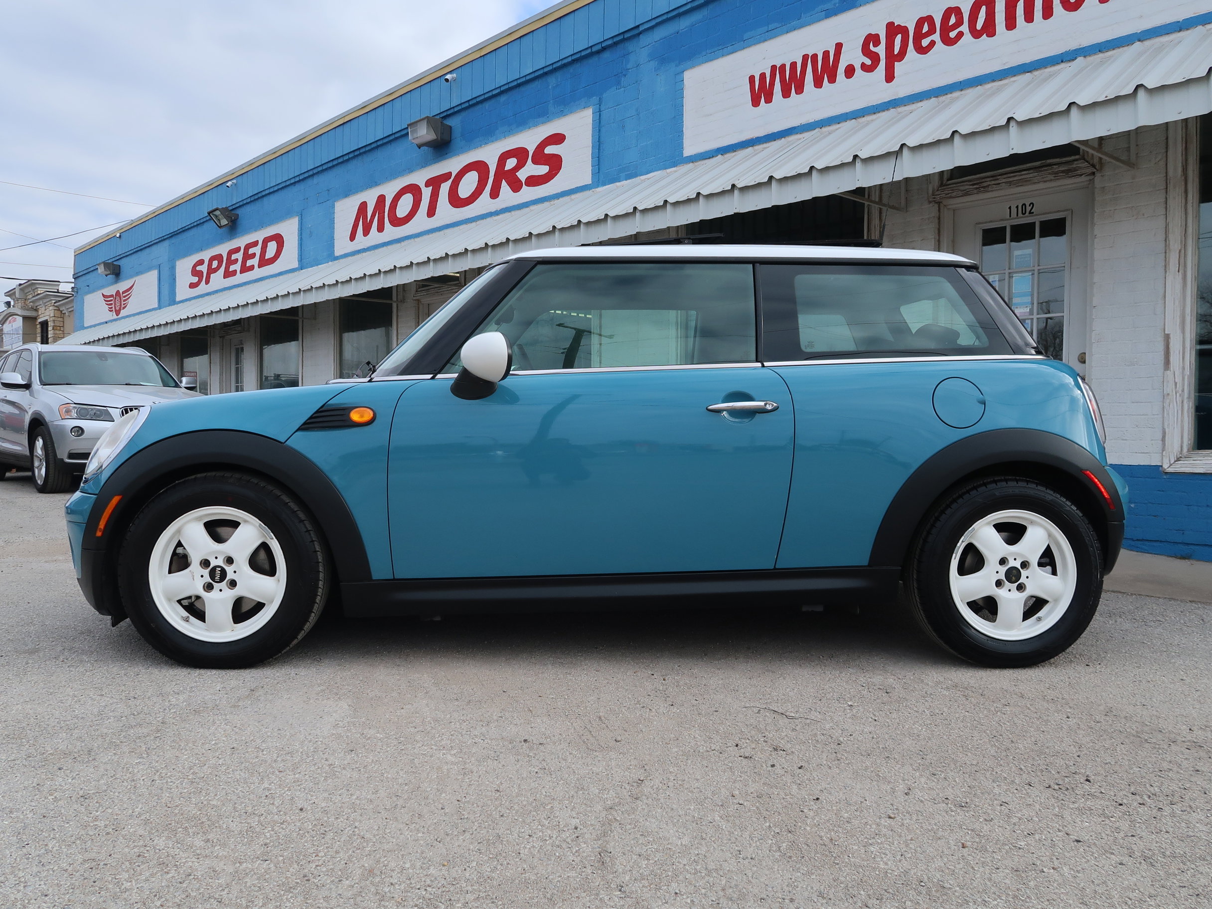 Used 2008 MINI Cooper Hardtop image 3