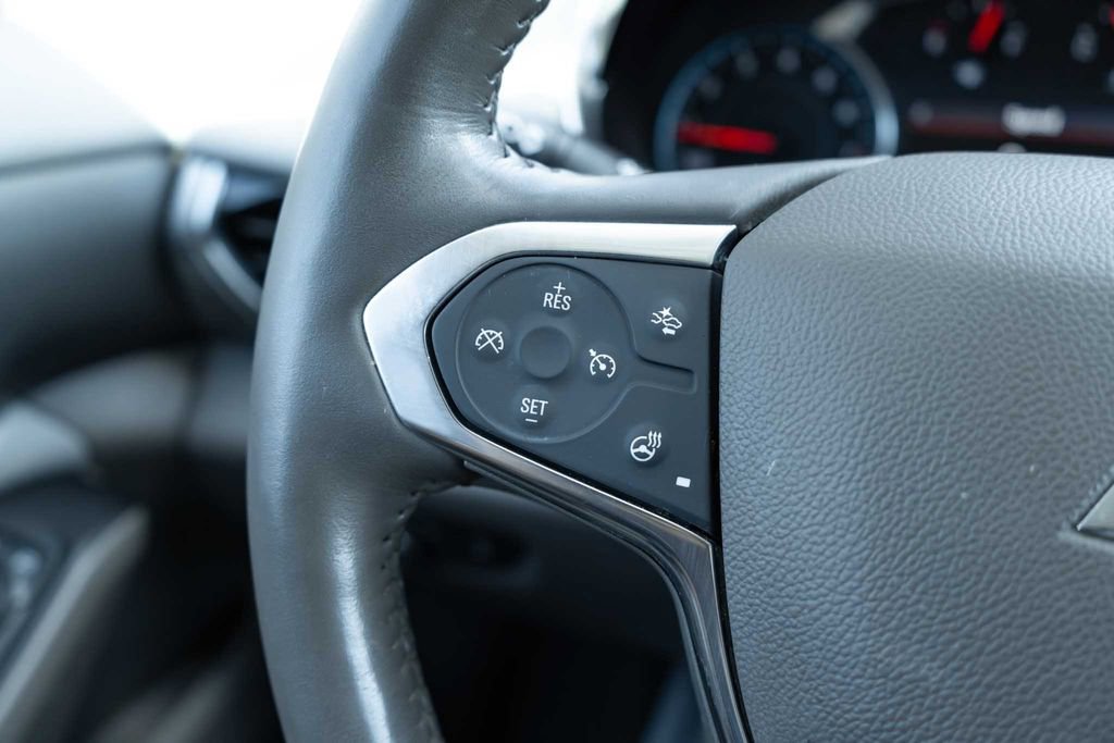Used 2020 Chevrolet Traverse LT FWD image 22