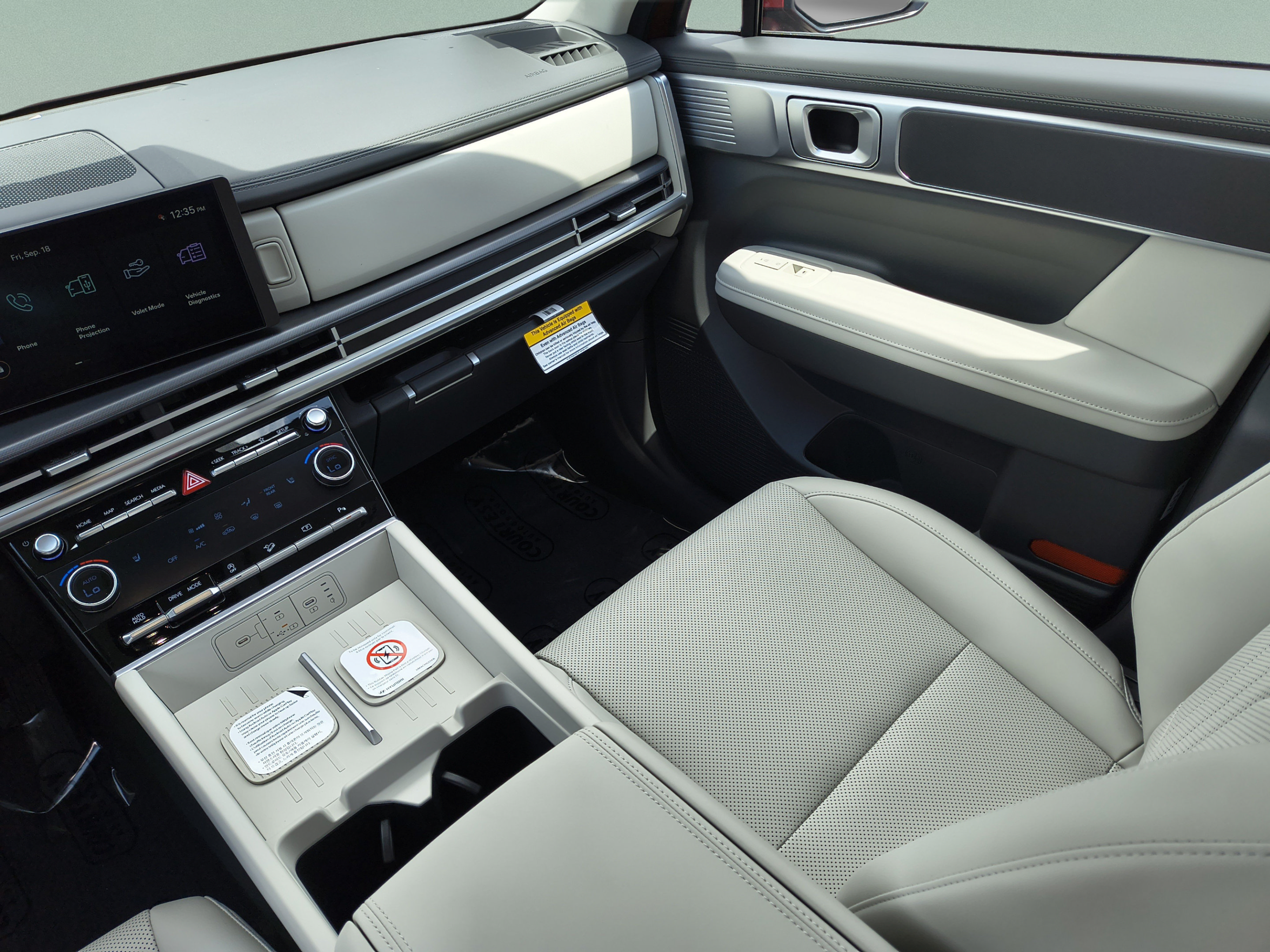 New 2027 Hyundai Santa Fe SEL FWD image 12
