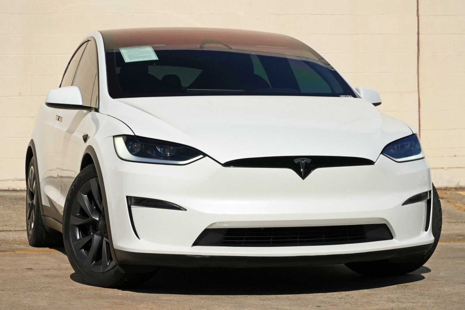 Used 2024 Tesla Model X AWD/4WD image 4