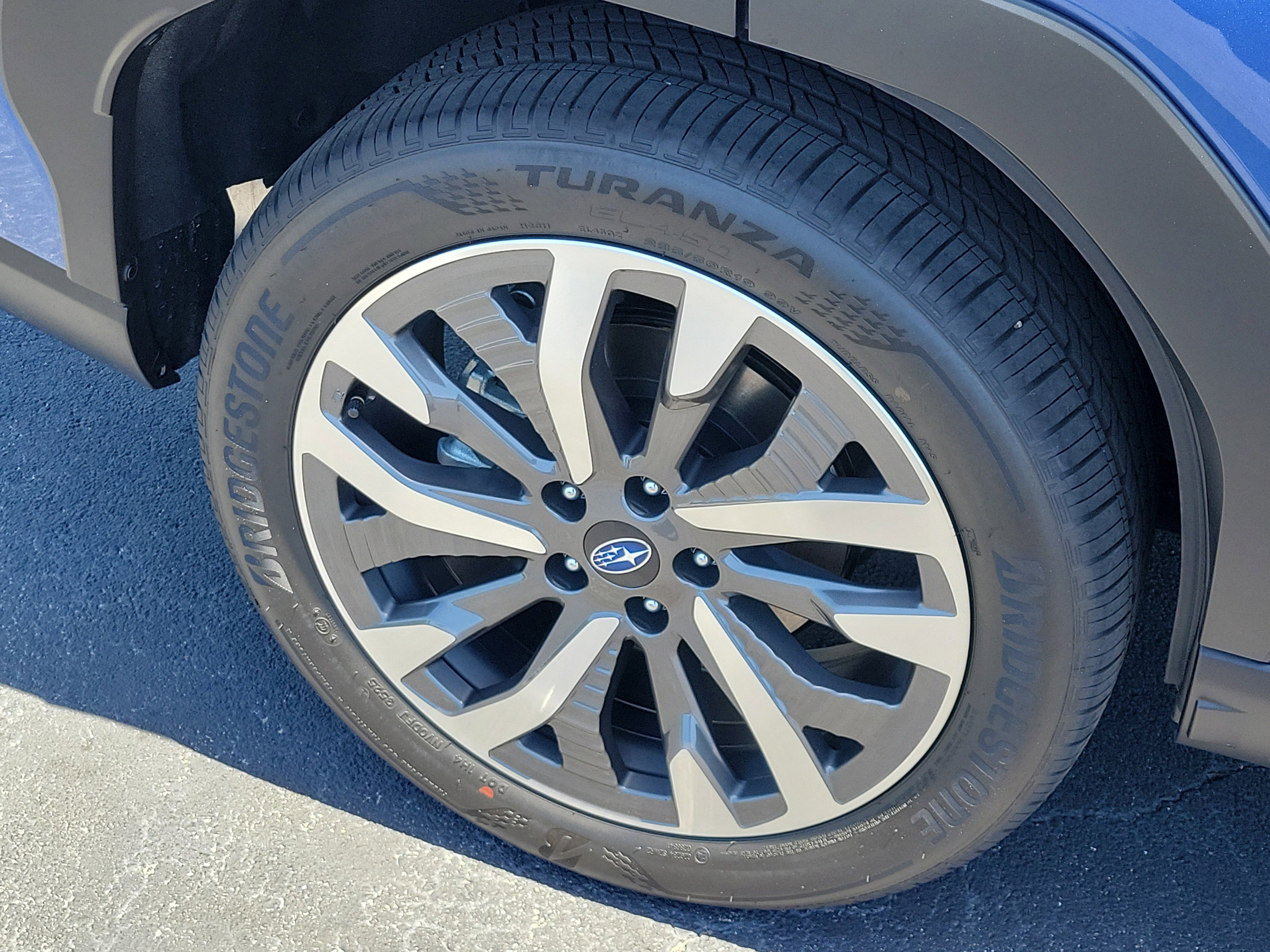 Certified 2025 Subaru Forester Touring AWD/4WD image 10