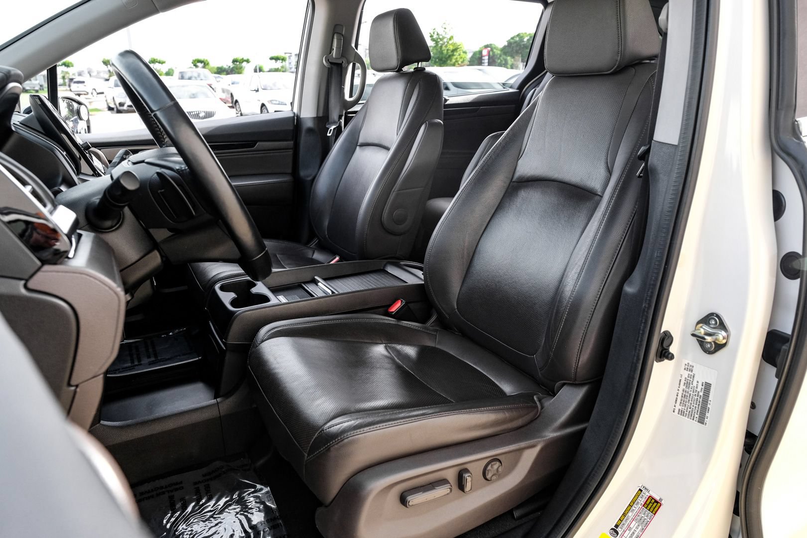 Used 2020 Honda Odyssey Elite image 34