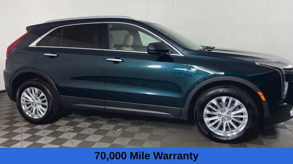 Used 2024 Cadillac XT4 Luxury w/ Cold Weather Package AWD/4WD image 4