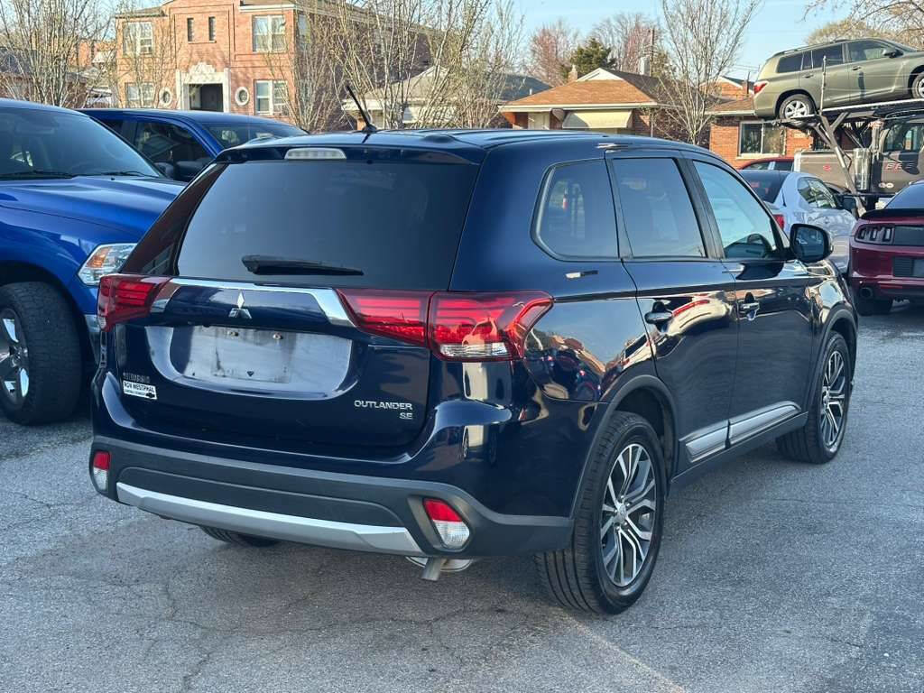 Used 2016 Mitsubishi Outlander SE image 7