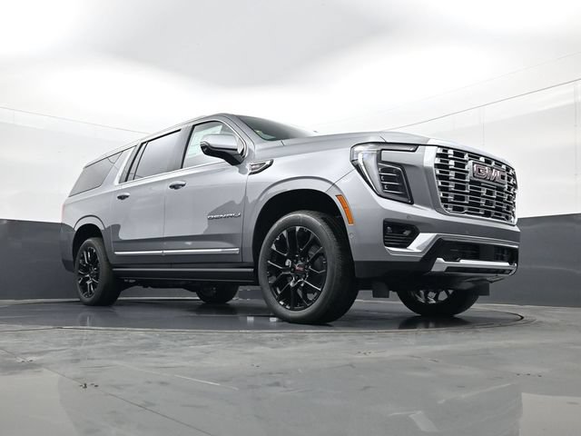 New 2026 GMC Yukon XL Denali w/ Sun & Power Step Package AWD/4WD image 24