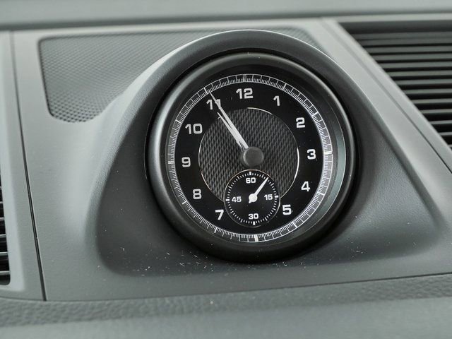 New 2026 Porsche Macan image 17