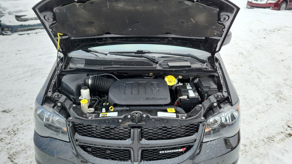 Used 2019 Dodge Grand Caravan GT image 39