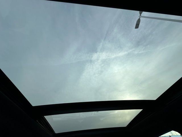 Used 2022 Ford F450 Platinum w/ FX4 Off-Road Package image 16