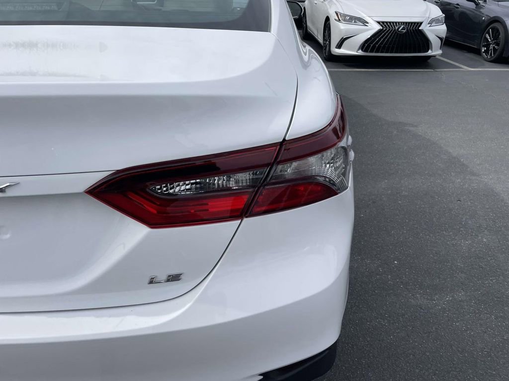 Used 2024 Toyota Camry LE image 18