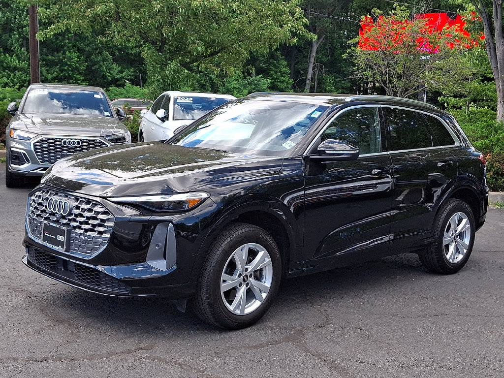 Used 2025 Audi Q5 Premium w/ Convenience Package AWD/4WD image 10