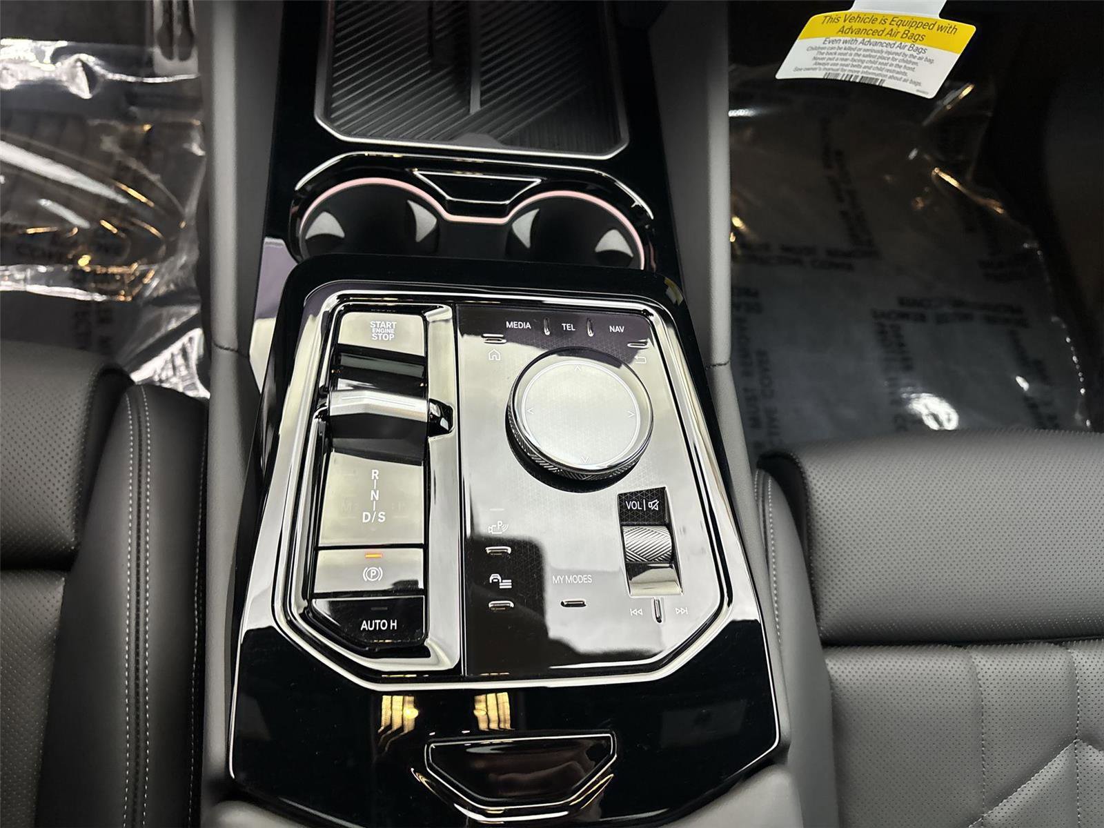 New 2026 BMW 530i xDrive w/ M Sport Package image 23