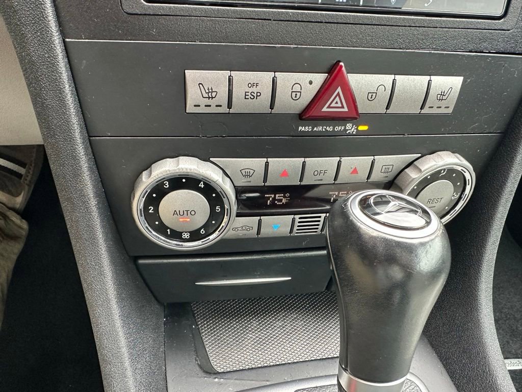 Used 2005 Mercedes-Benz SLK 350 image 17