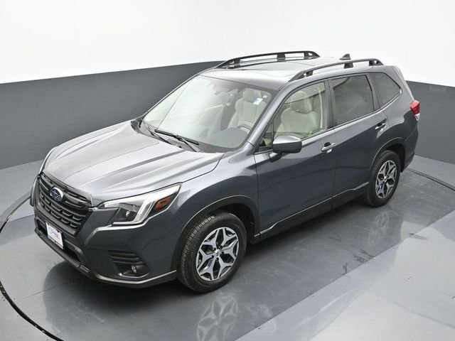 Used 2024 Subaru Forester Premium image 15