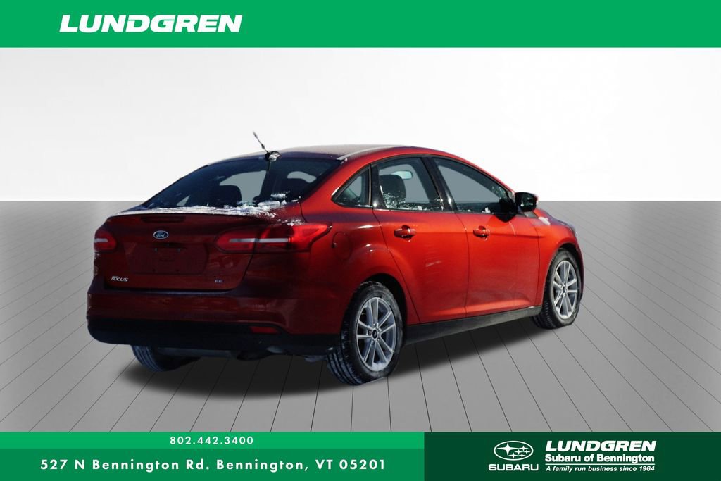 Used 2018 Ford Focus SE w/ Cold Weather Package image 3