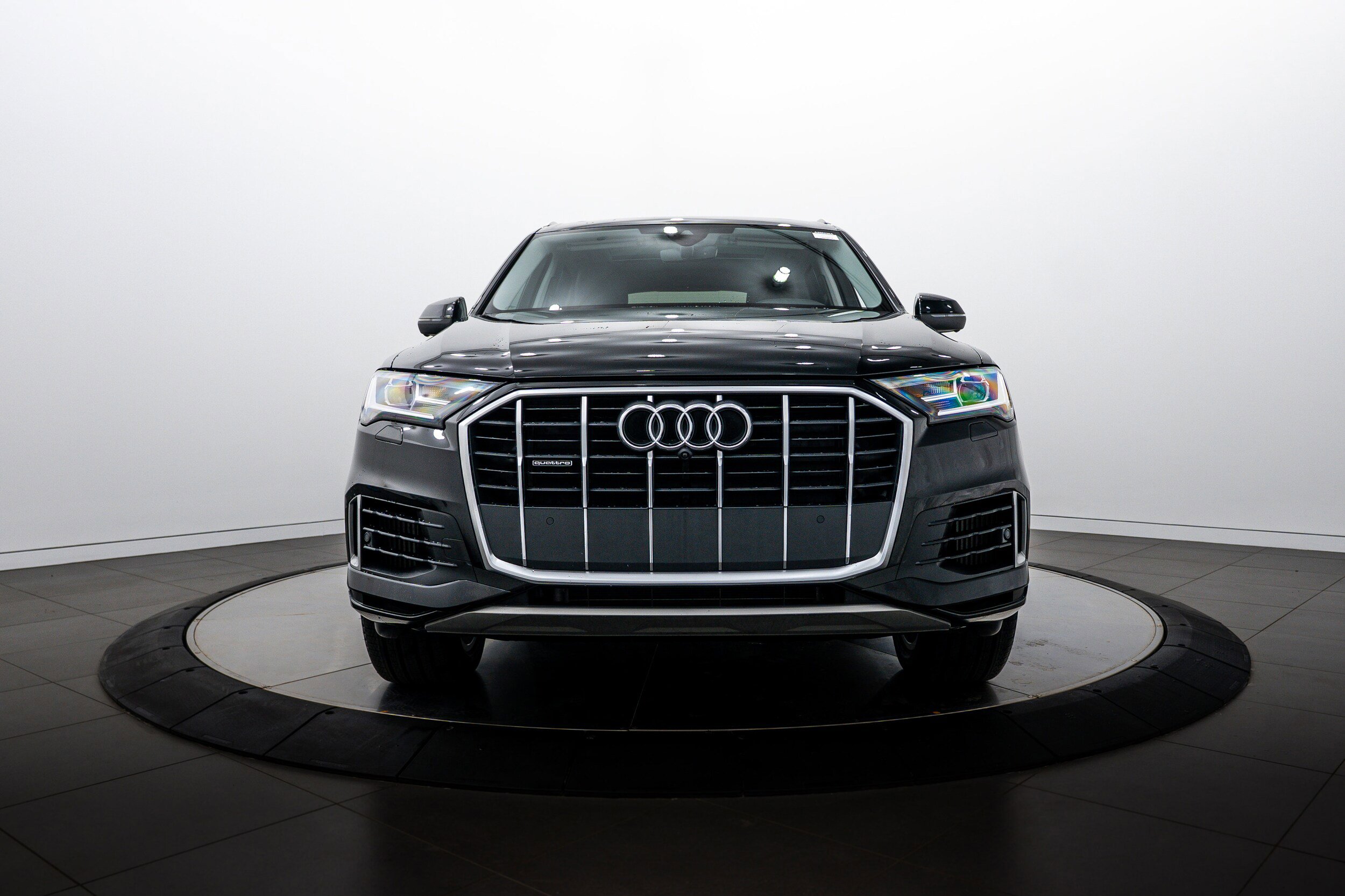 Certified 2022 Audi Q7 3.0T Premium w/ Convenience Package AWD/4WD image 23