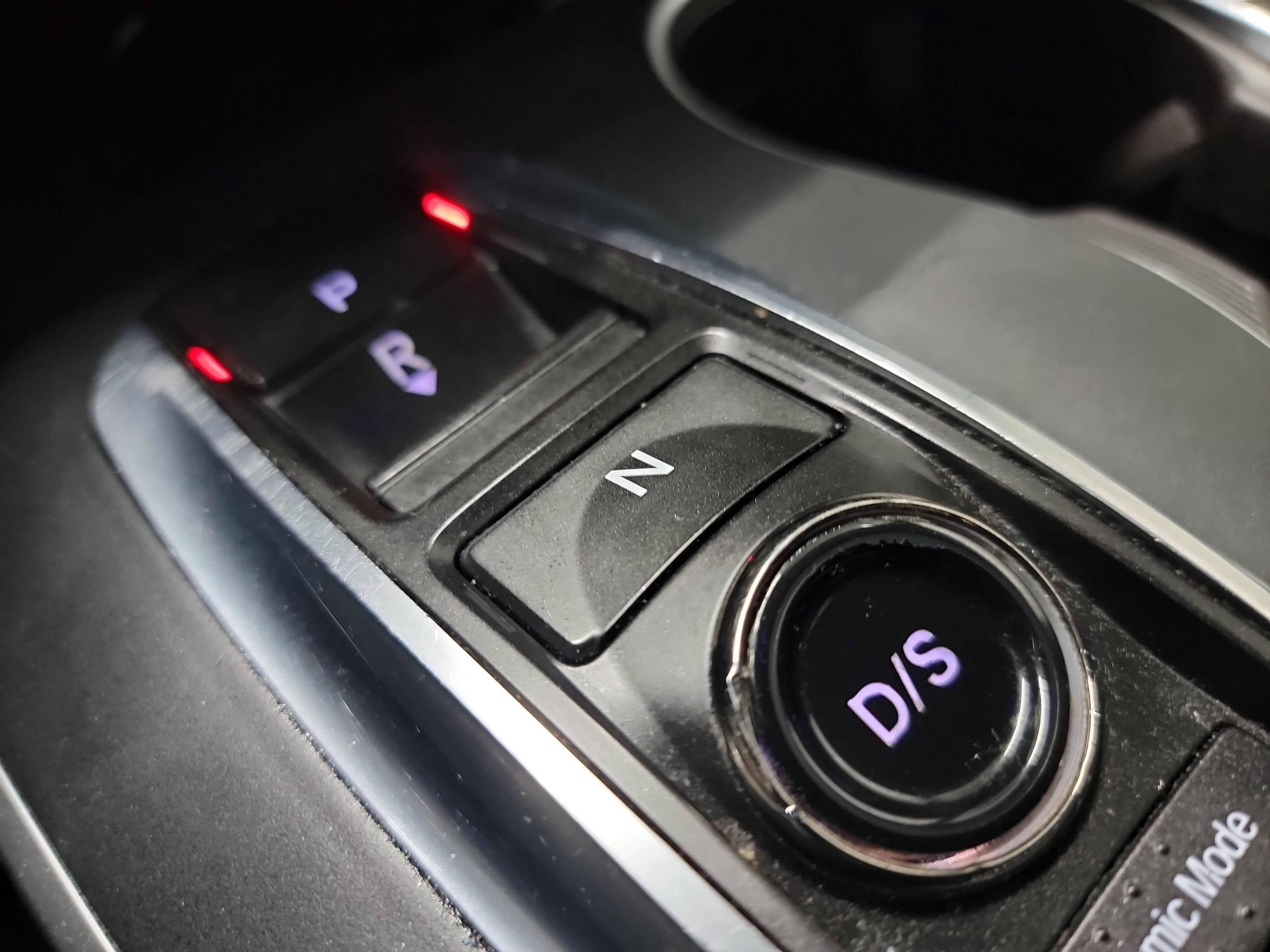 Used 2018 Acura MDX w/ Tech & Entertainment Pkg AWD/4WD image 27