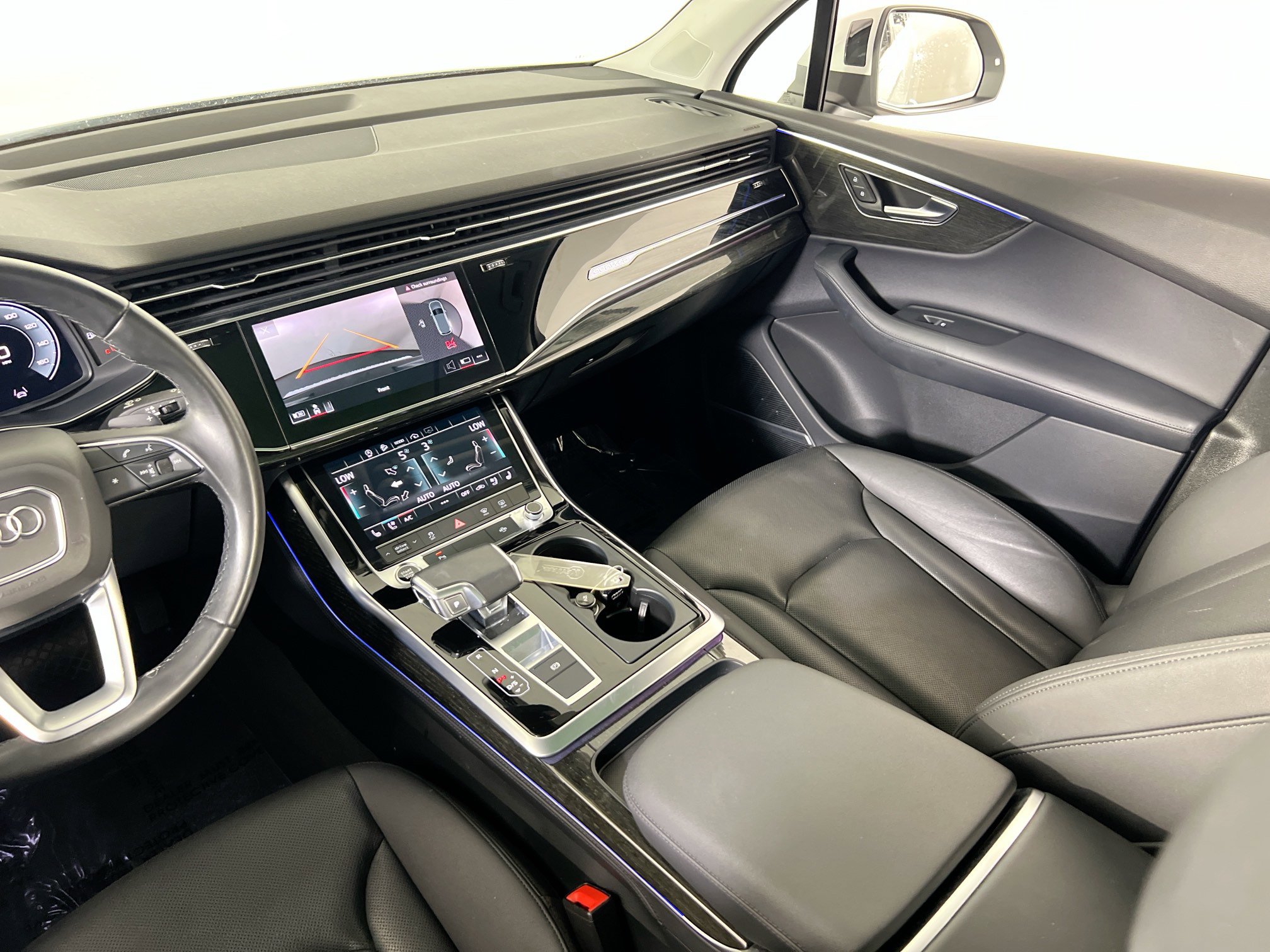 Used 2022 Audi Q7 Premium Plus w/ Premium Plus Package image 24