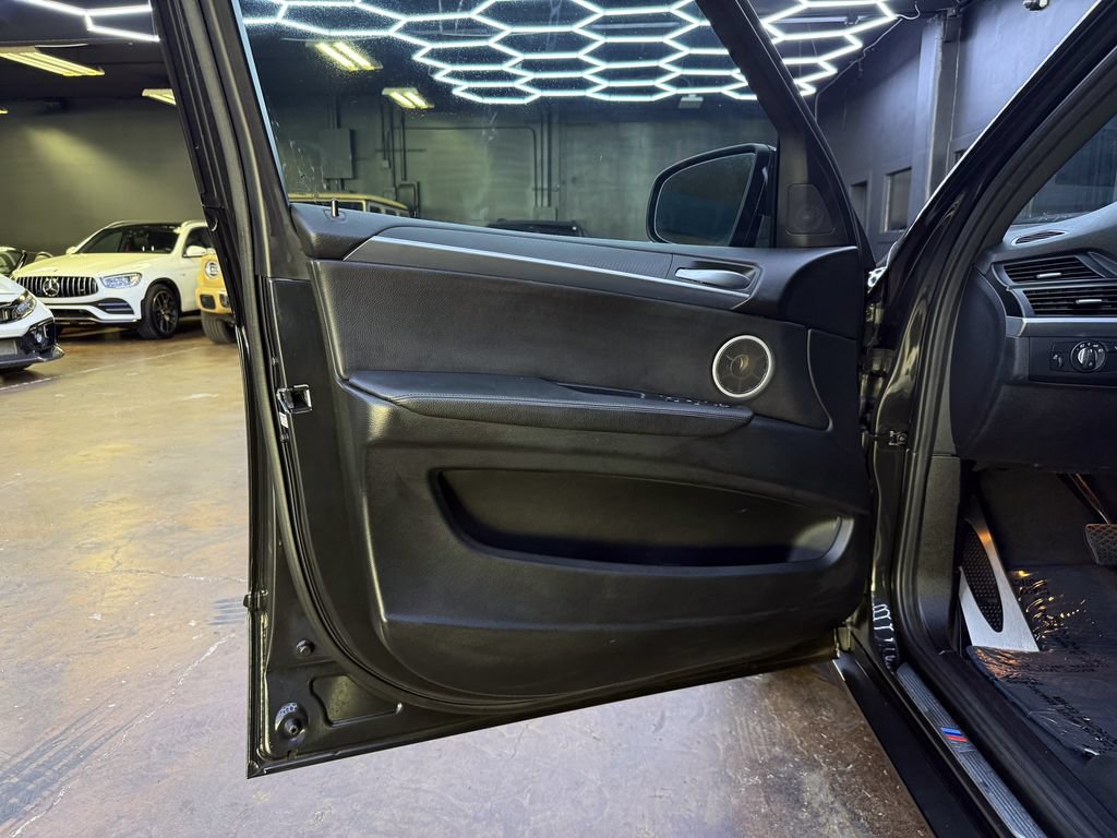 Used 2012 BMW X5 M AWD/4WD image 12